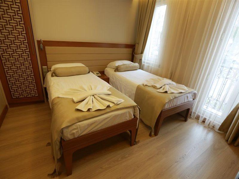 Sirkeci Park Hotel Istanbul Ngoại thất bức ảnh